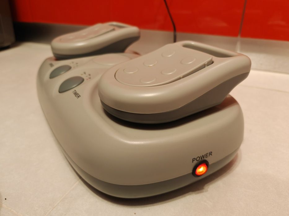 Aparat de masaj nou (picioare și mâini)