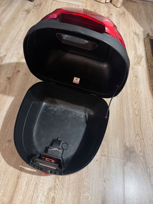 Top Box за мотор  Givi 30L