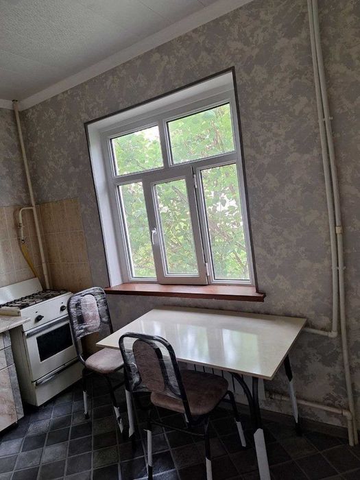 Продаётся 1-комнатная квартира возле Кадышева