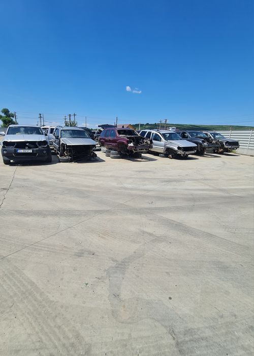 Dezmembrez jeep grand cherokee 2.7 4.7 3.1