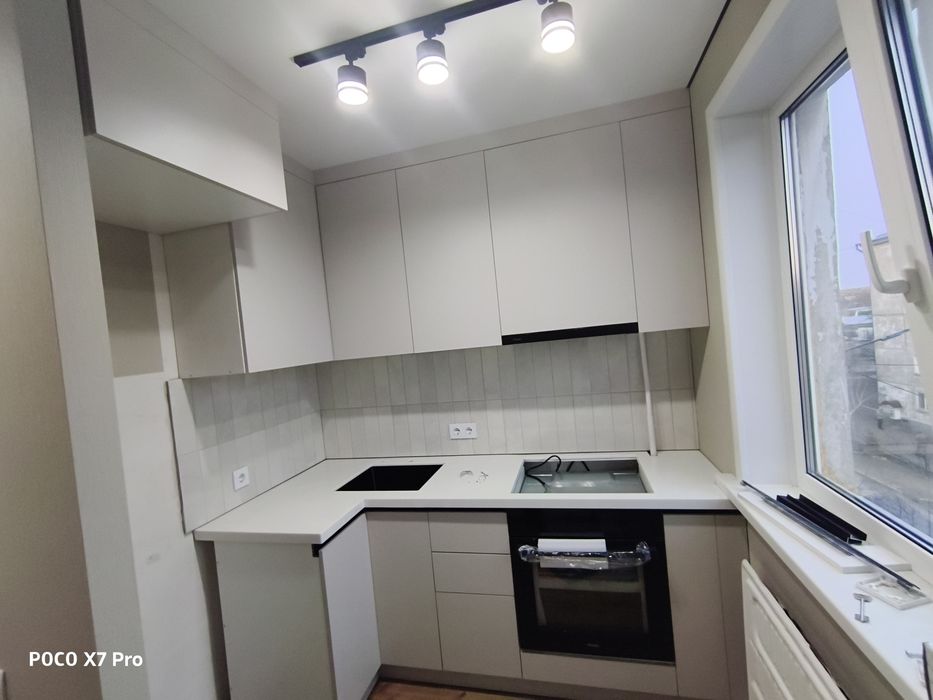 Ремонт мебели,установка кронштейна,,