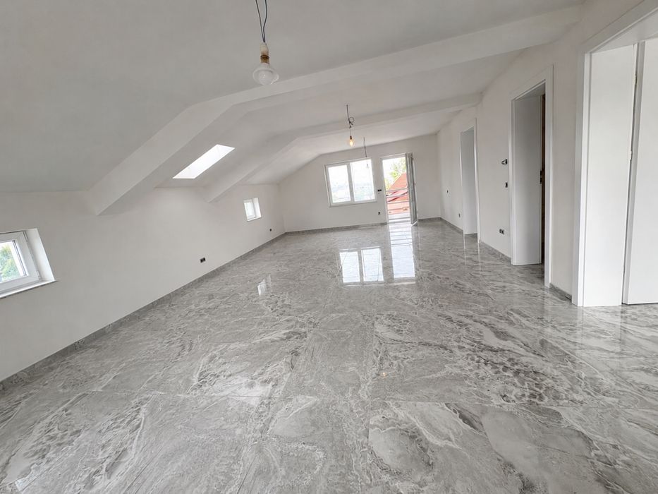 Casă nouă P+1, 220 mp utili, 405 mp teren ideală pt familie/investiție