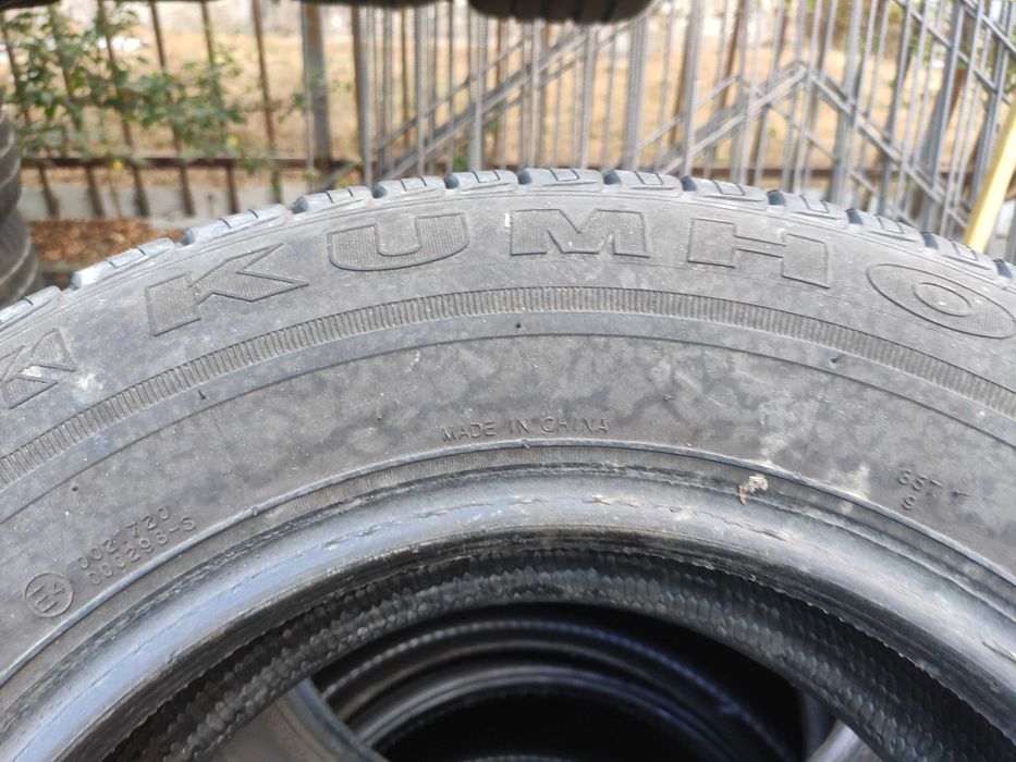 2бр Летни гуми за БУС 185 R 14 C - Кумхо