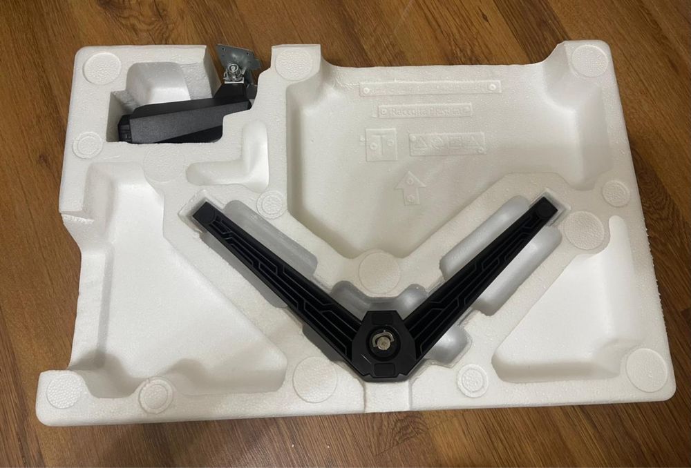 Монитор Asus игровой