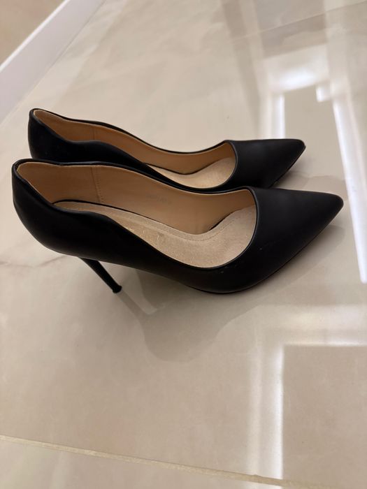 Дамски обувки от еко кожа