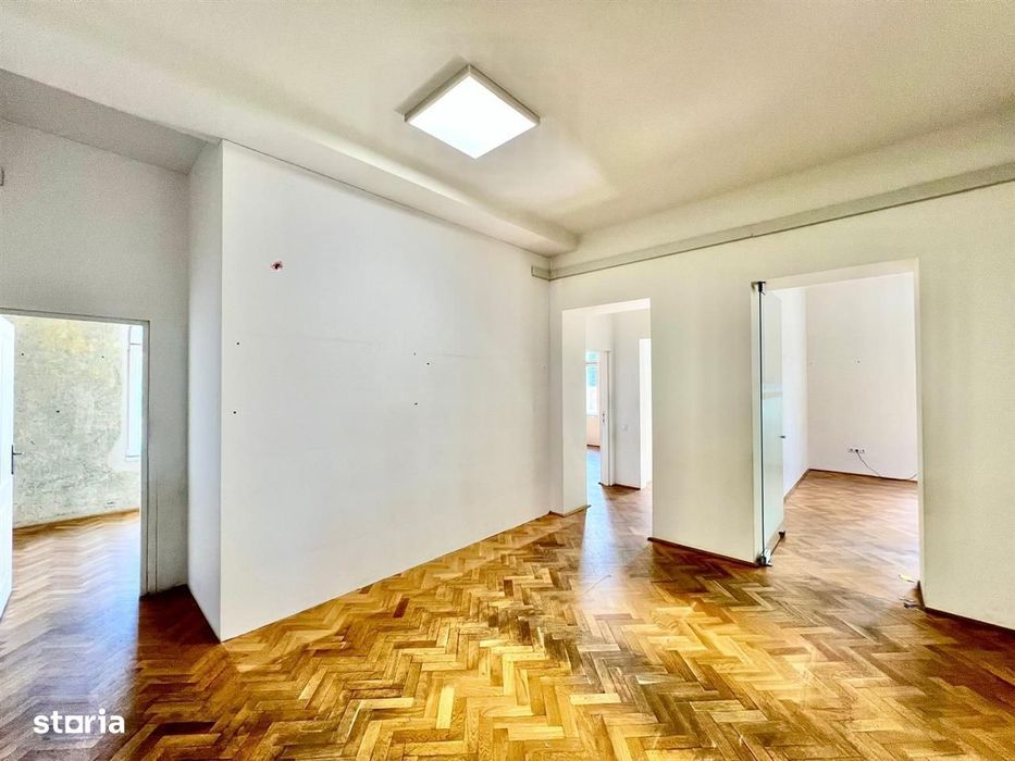 Spatiu comercial de inchiriat in zona centrala - Complet renovat