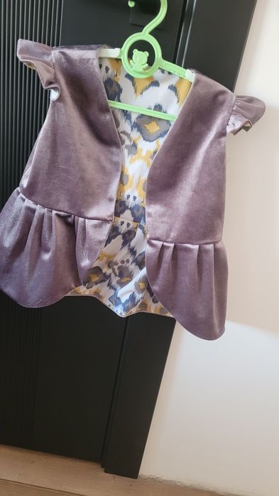 Шапан қыз балаға