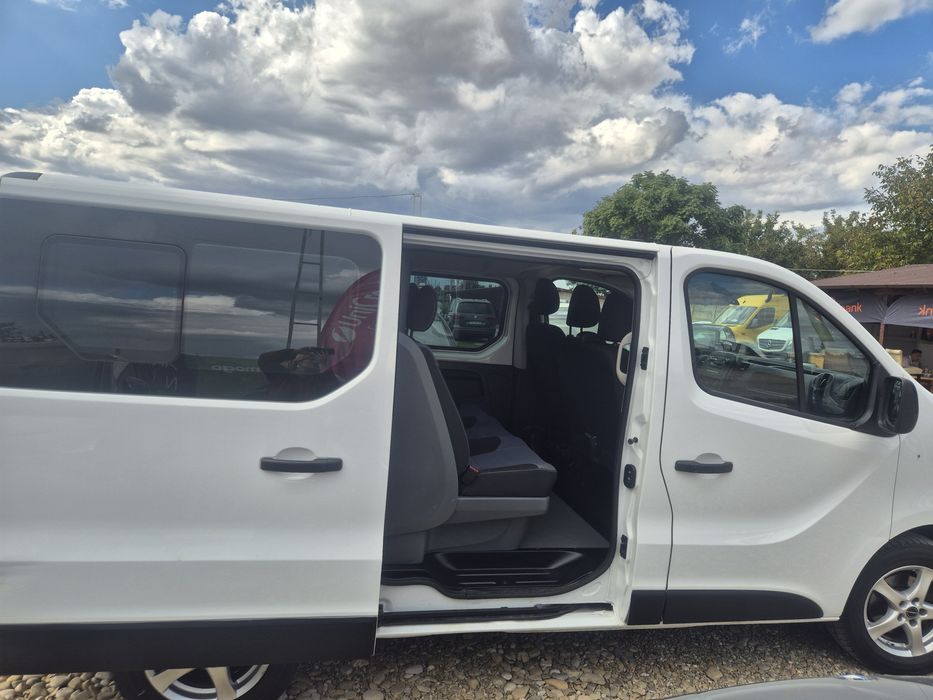 Opel Vivaro / 2019/ 6 locuri+marfă  / 161.131 km/ garantie  12 luni