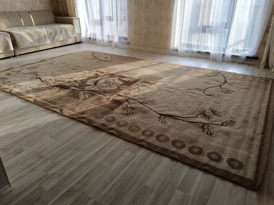 Продаетса Ковер 250×400
