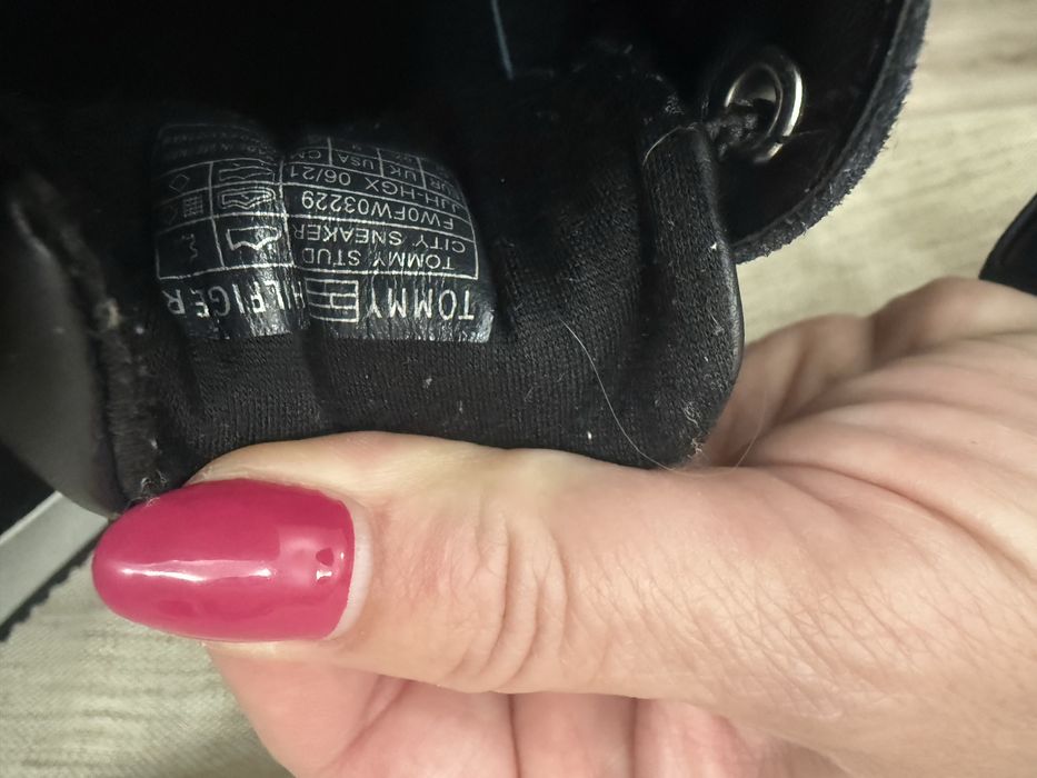 Дамски оригинални Сникърси Tommy Hilfiger