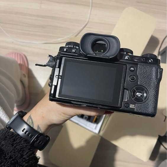 Fujifilm XT4 Black body + обектив Fujinon 18-55 XF + ПОДАРЪК  ND FILTER +обектив SAMYANG 12 MM F2 + 2 батерии и зарядно -