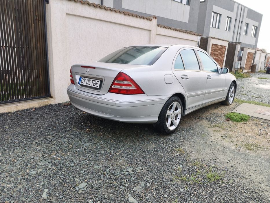 MERCEDES-BENZ E-Class 2004 — imagine 5