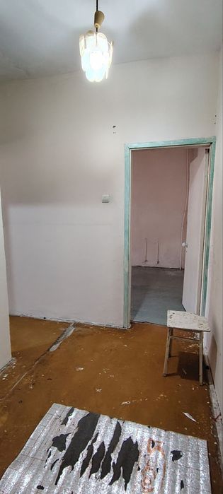 Продаёца квартира Чирчик 2 микрараён