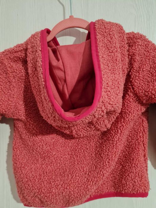 Якета и горни дрехи за малко дете