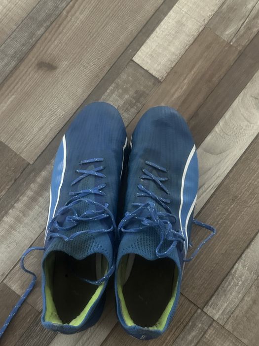 Ghete de fotbal puma ultra