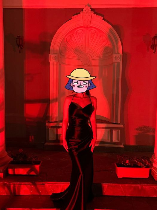 Вечернее шикарное платье