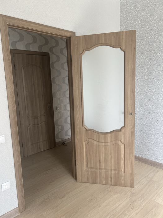 Продам двери срочно