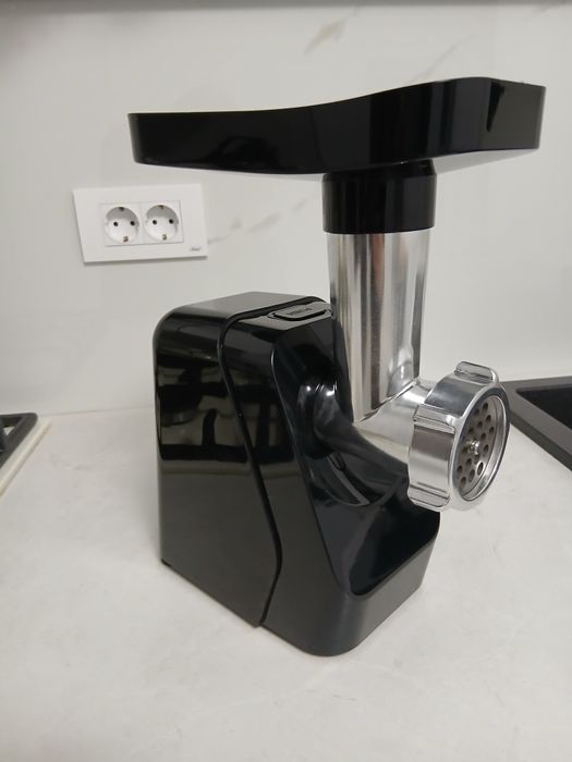 Mașină de tocat VICTRONIC