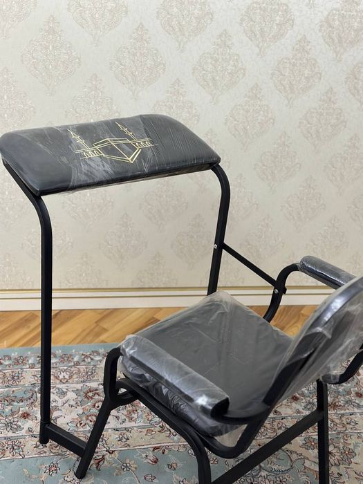 Стул для намаза (намаз стул) — это специальный предмет мебели, предназ