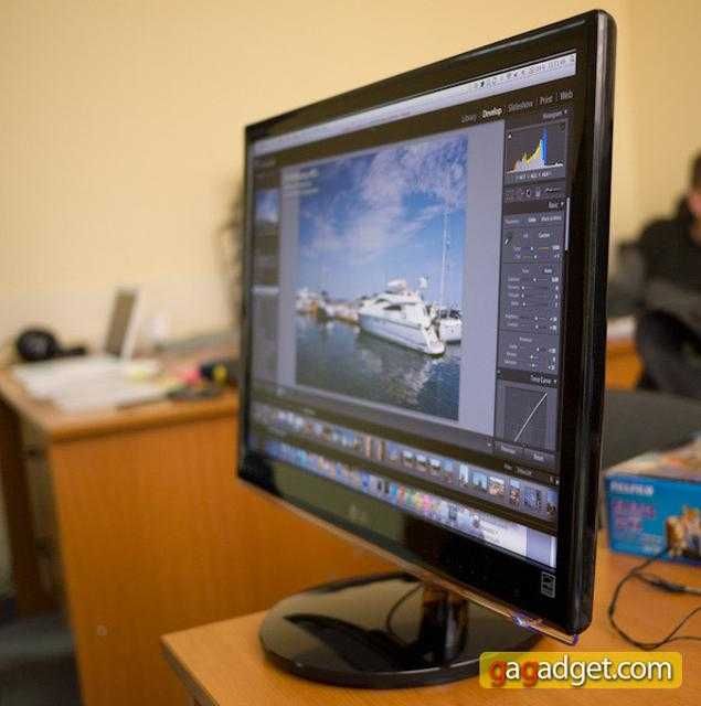 монитор LG IPS236