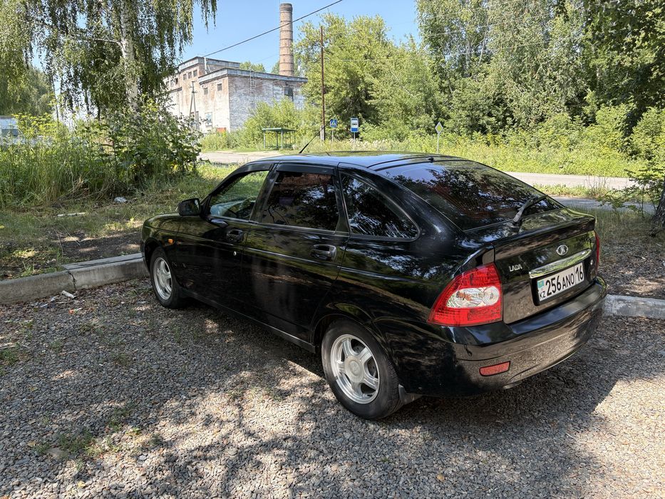 Лада приора 2172
