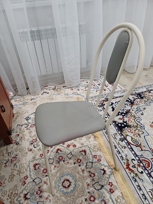 Стулья за 3000 т каждая