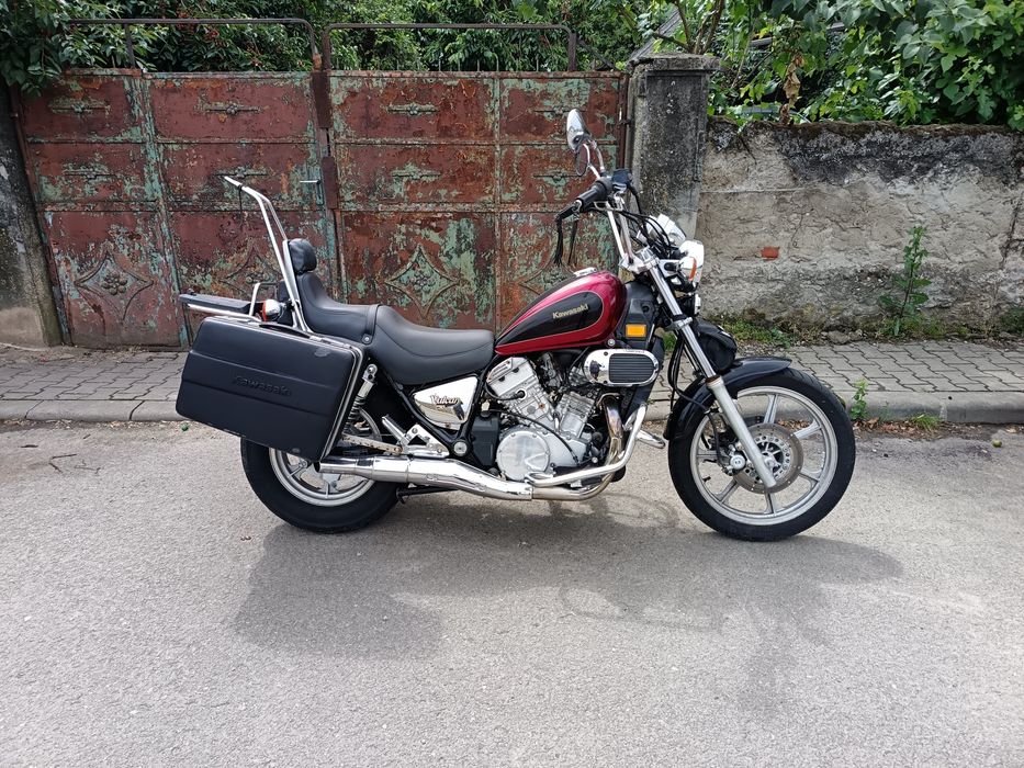 kawasaki vulcan vn750 ' Auto, moto si ambarcatiuni ' OLX.ro