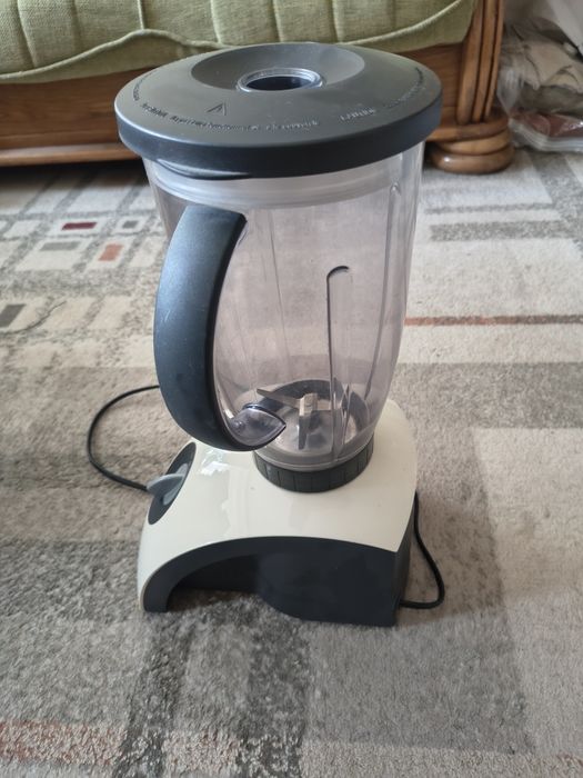 Блендер Bosch MMB 1007
Контролна лампа
Безстепе