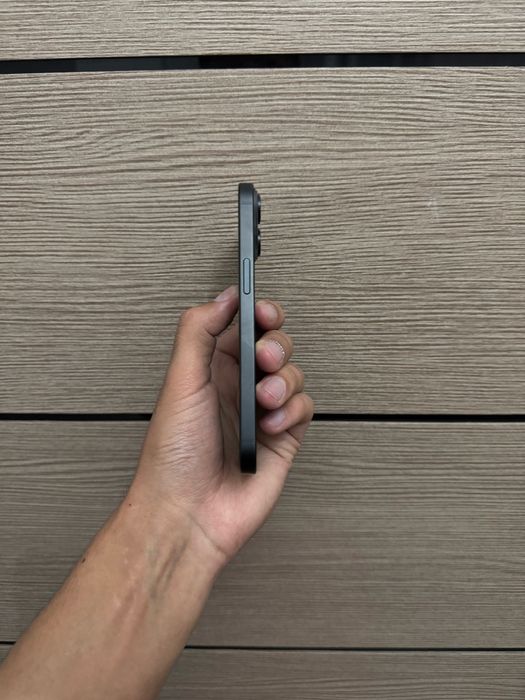 Айфон 15 с коробкой