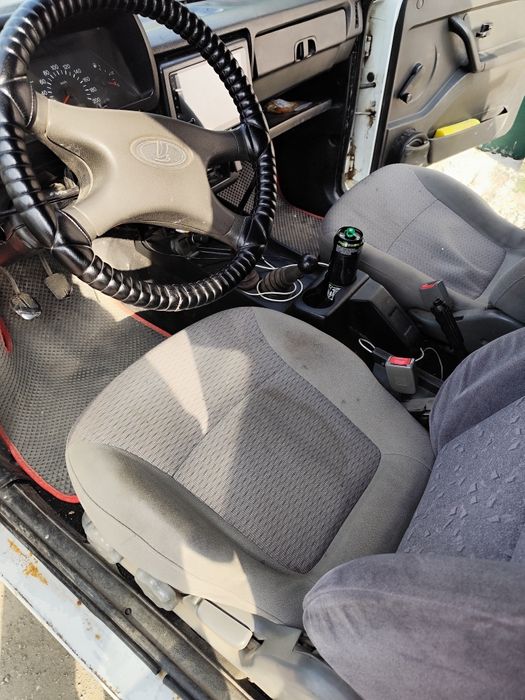 Продам авто состояние среднее