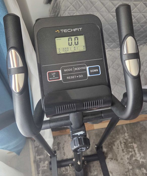 Bicicleta eliptica TECHFIT E300N schimb PS4 slim / pro
