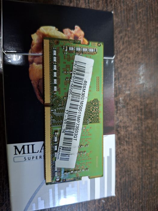 ddr4 Aperatfka 4 gb notbukimga kotasini qoygandim shunig uchun sotvoma