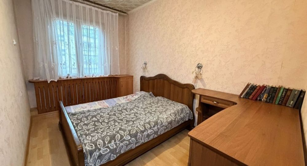 Квартира продается 4(3+1)/2/4 Чиланзар 19 квартал базарчик