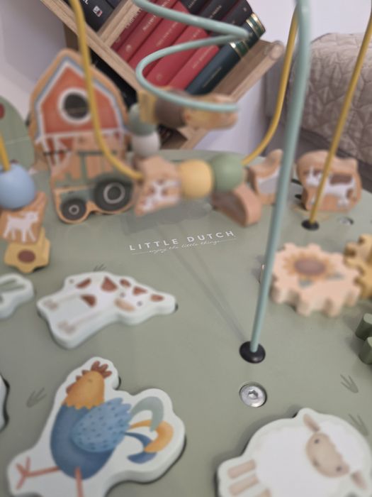 Masuta din lemn cu activitati, Little Dutch, stare foarte buna