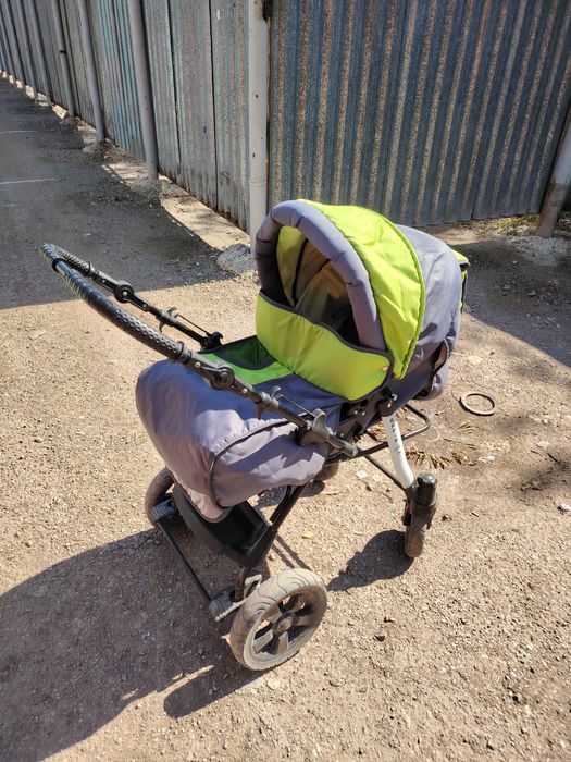 Продам детскую коляску