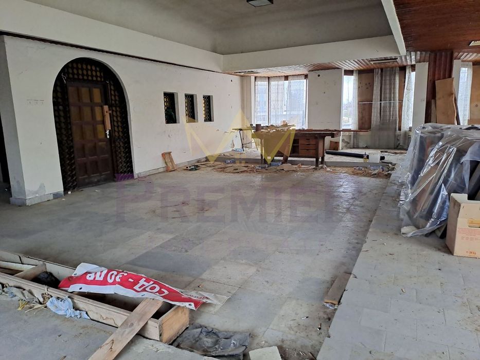 Продава се Магазин в с. Гроздьово, Област Варна - 985 кв.м за 102 €/кв.м - Снимка #12