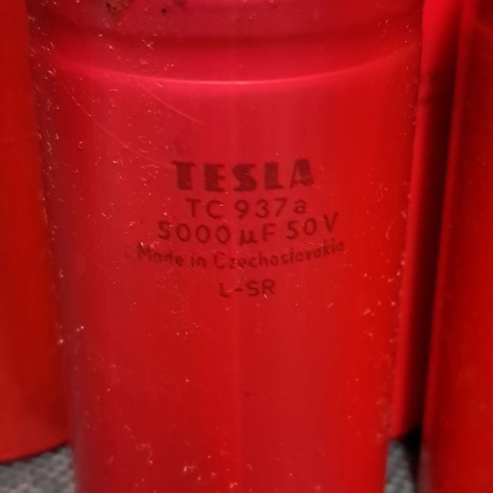 Кондецаторы 50v 5000mf Teslo