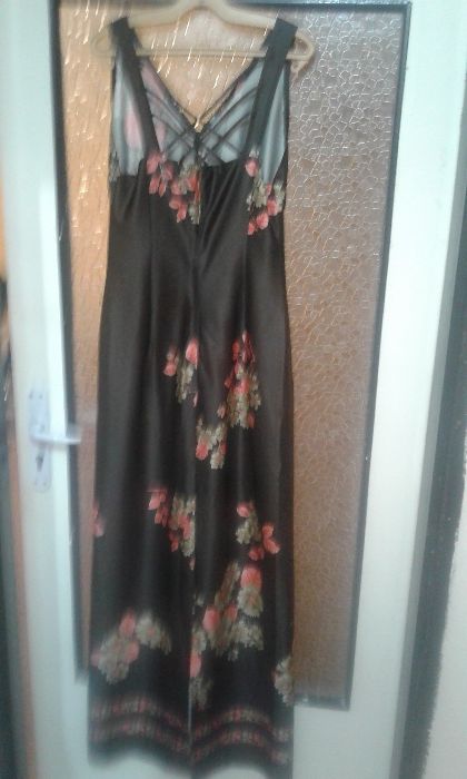 рокля дълга официална