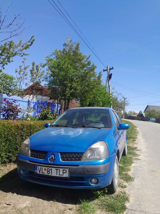Vând Renault, pret negociabil