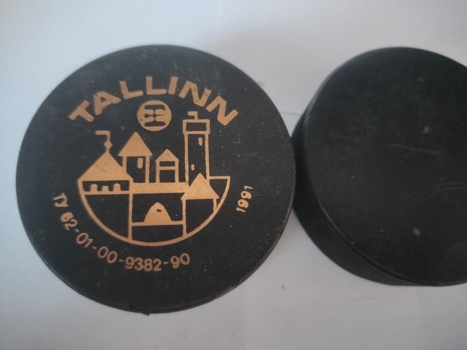 Резиновые шайбы для хоккей