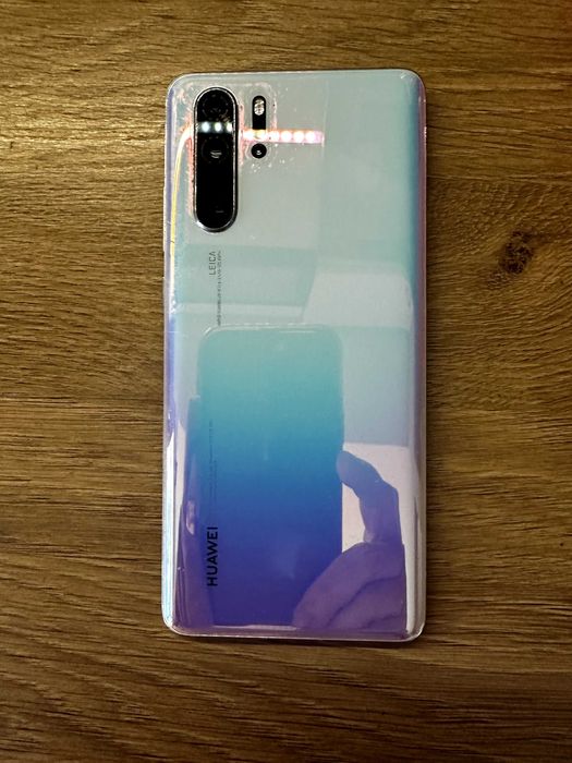 Huawei P30 Pro в перфектно състояние!