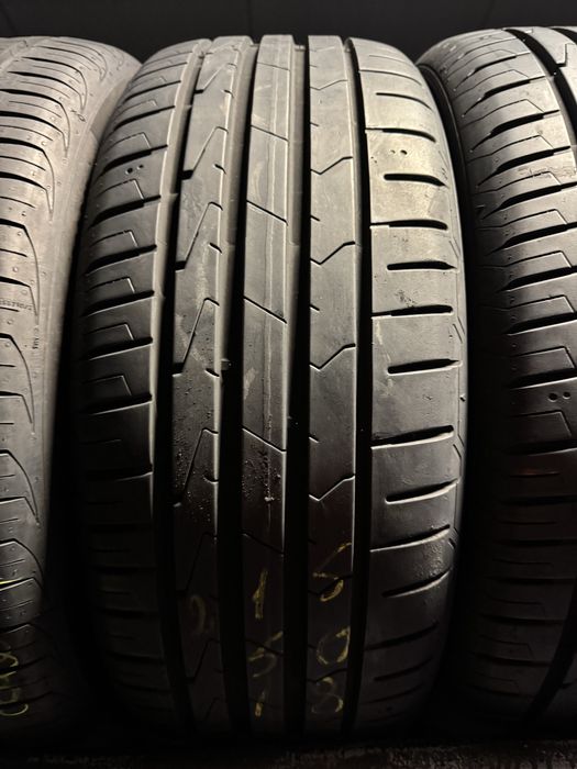 Anvelope 215/50/18 Hankook
