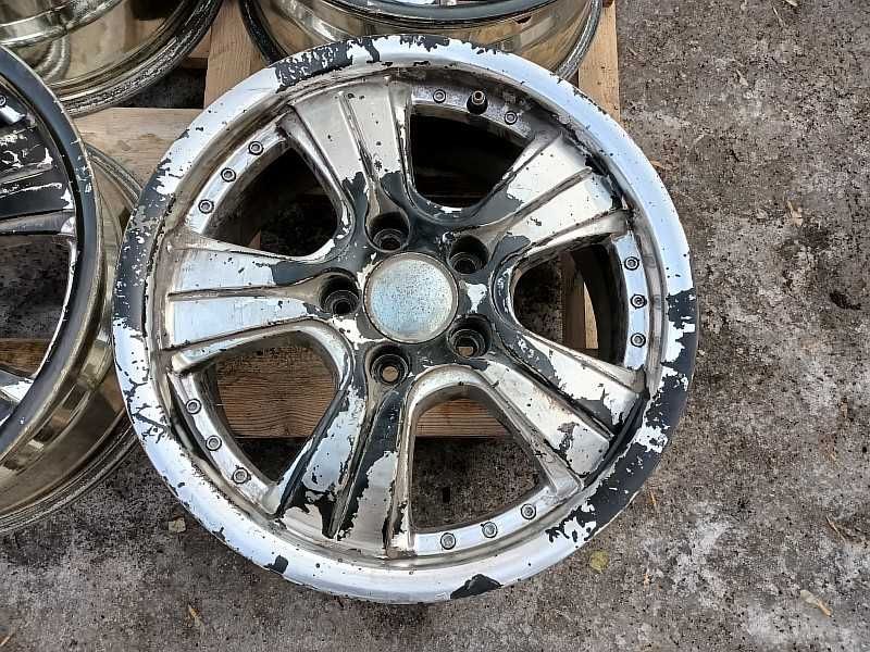 Продам легкосплавные диски R16