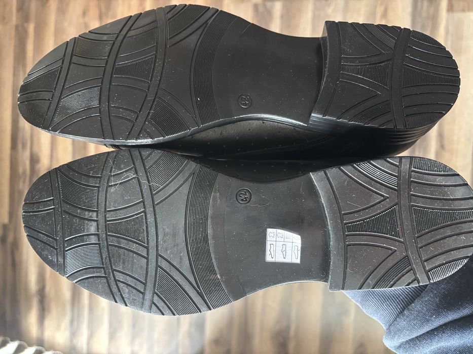 Обувки половинки официални