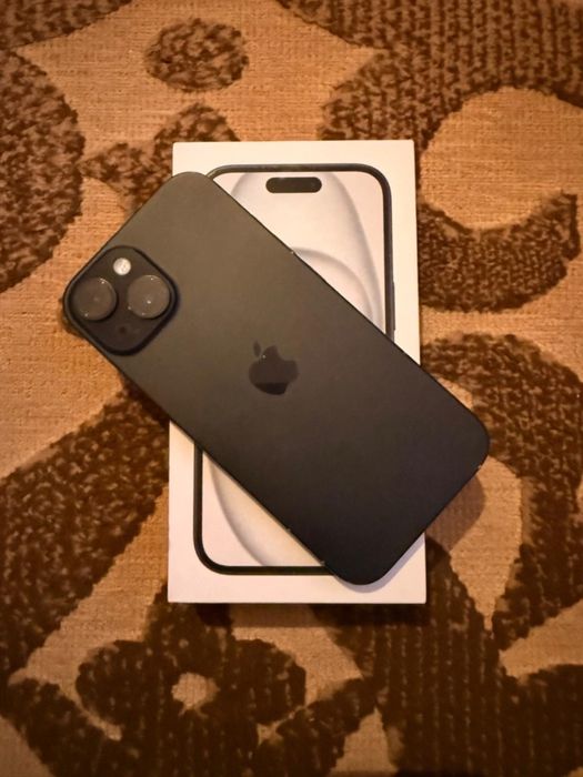 iPhone 15 в хорошем состоянии