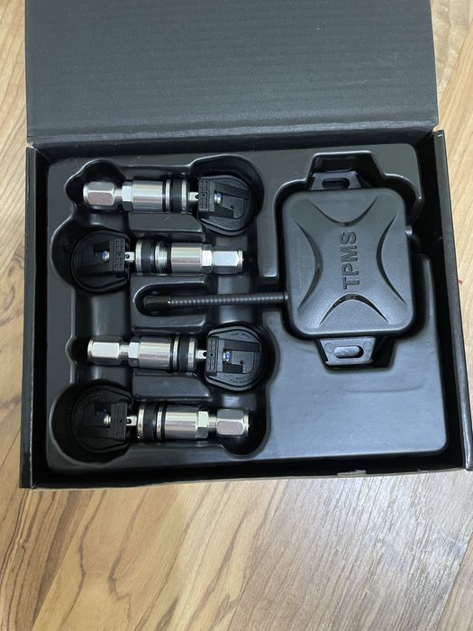 Продам датчик давления шин