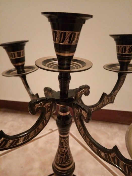 Set de 2 superbe sfeșnice cu 5 brate din bronz gravate integral manual