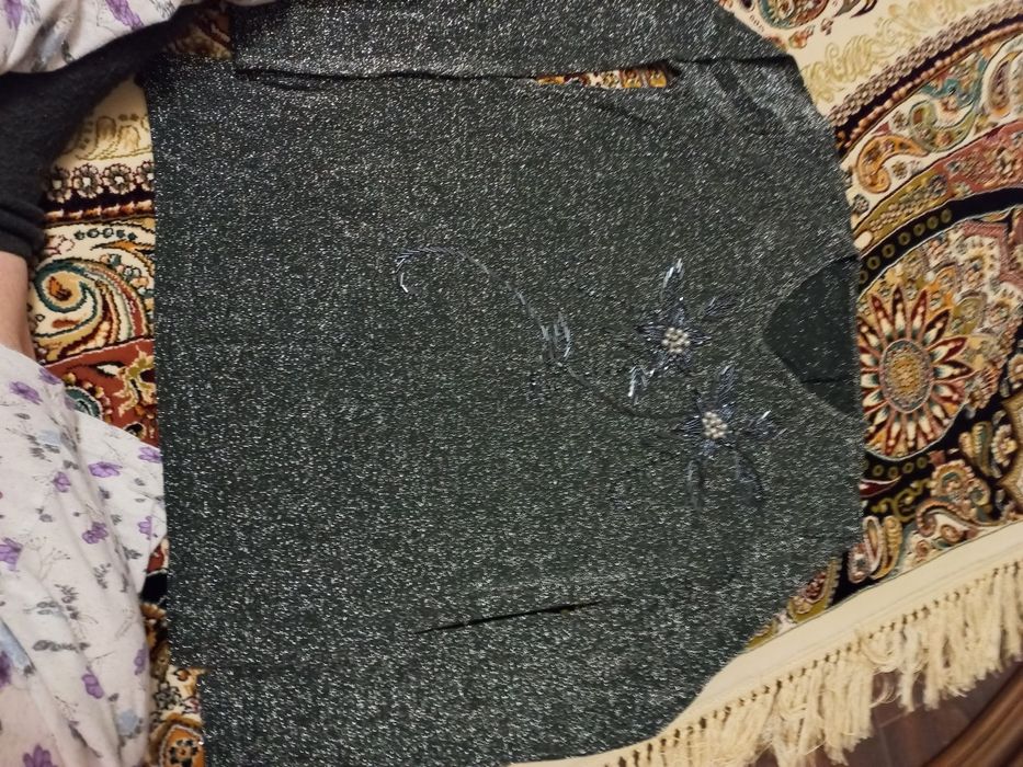 продам жен..платья,юбку,кофты