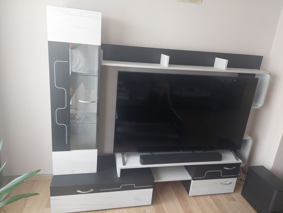 Уникална секция за тв + маса комплек за хол