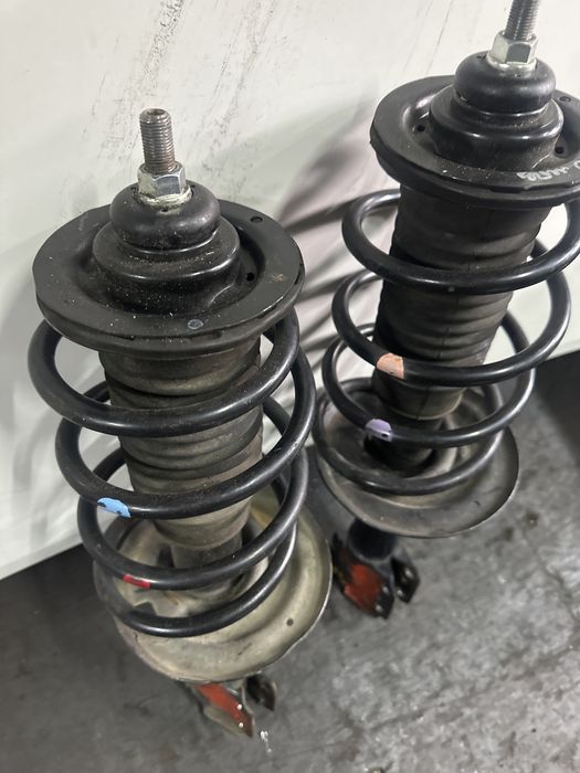 Амортизаторы на Ярис